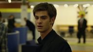 Eduardo experiences personal betrayals in The Social Network (Image via Sony Pictures)